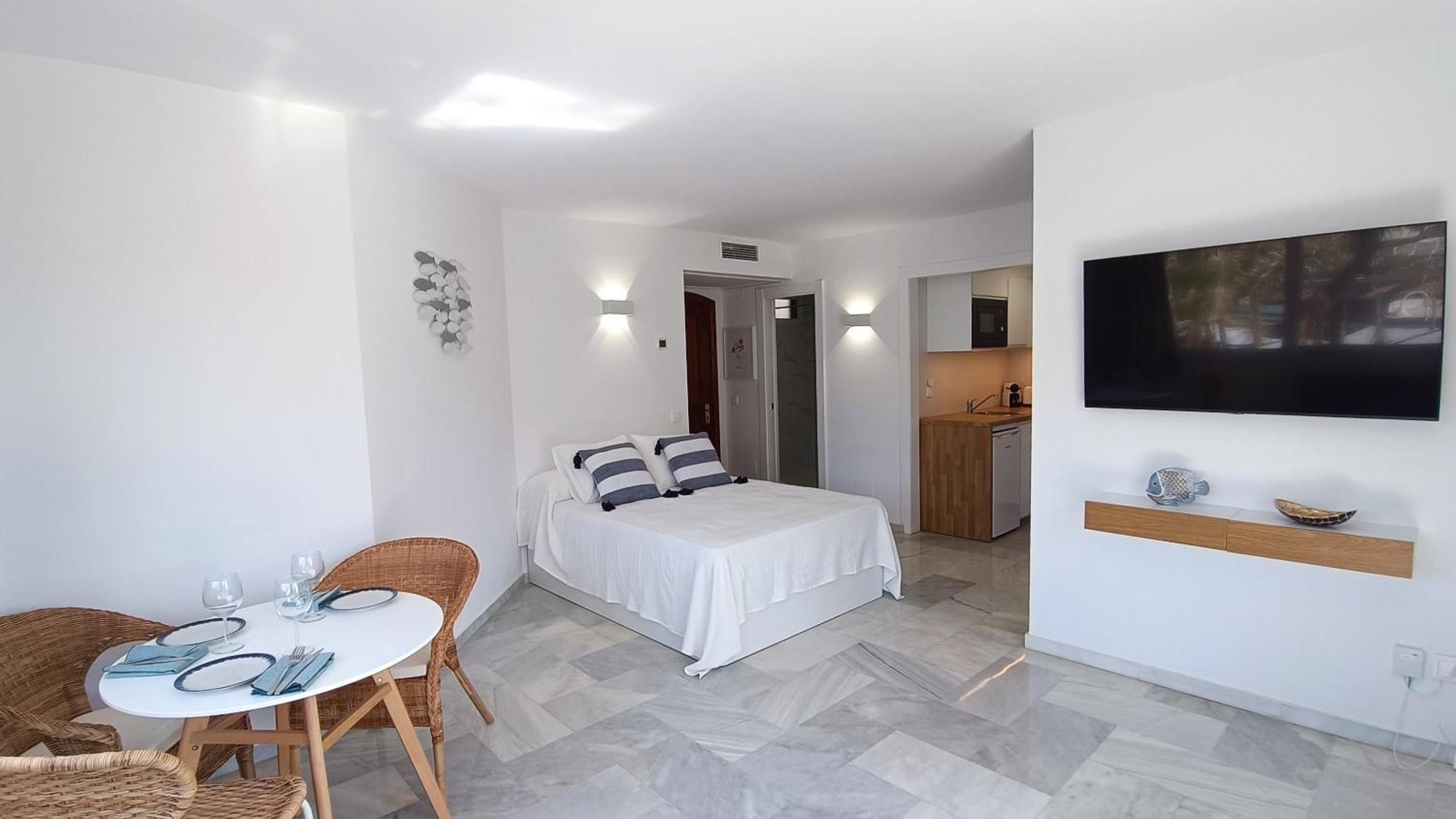 Beach Studio Puerto Marina Playa Benalmadena Exterior photo